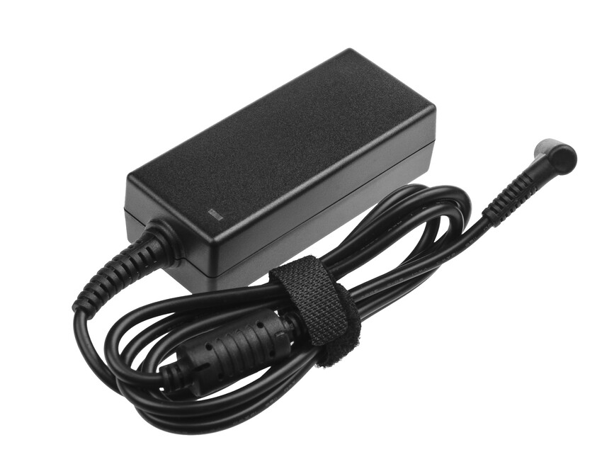 Green Cell PRO polnilec / AC Adapter 19V 2.1A 40W za Asus Eee PC 1001PX 1001PXD 1005HA 1201HA 1201N 1215B 1215N X101 X101CH (AD06P)
