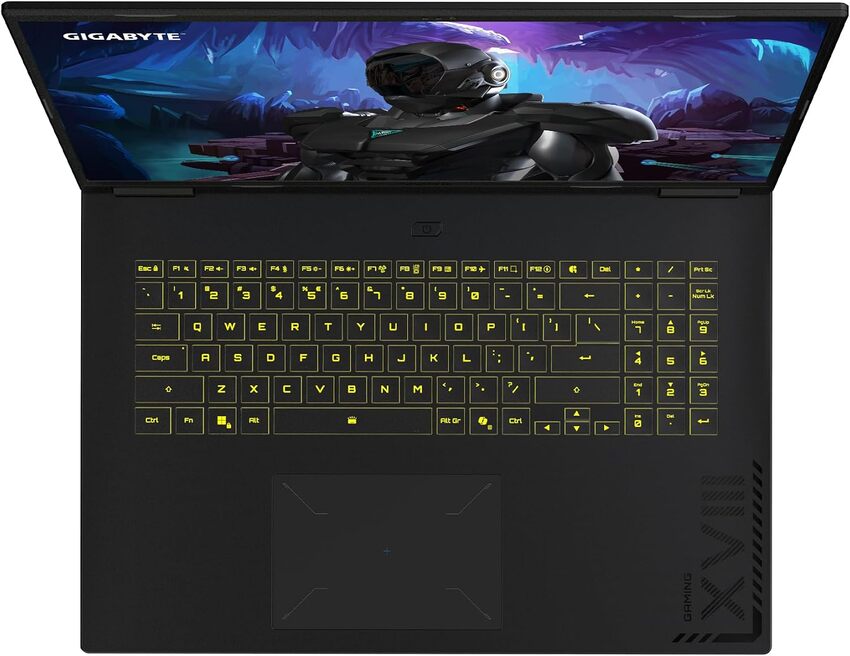 Prenosnik Gigabyte Gaming A18 3VHK3DEC64SH / Ryzen 7 / RAM 32 GB / SSD Disk / 18